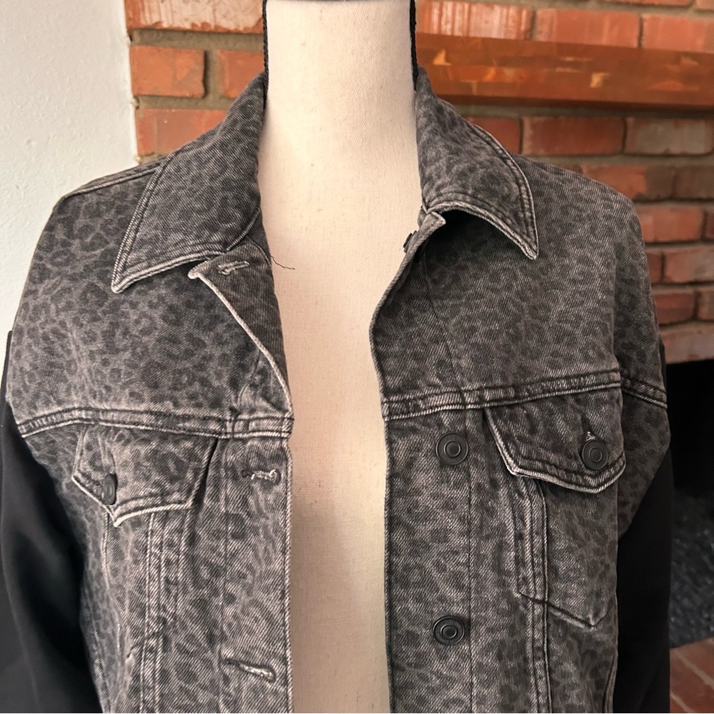 All Saints Anders Leo Mixed Media Cropped Denim Jacket in Washed Black Sz M/L - Picture 4 of 10